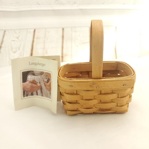 Longaberger Brown Single Handle Handwoven 2006 Hostess Appreciation Basket - Picture 2 of 11